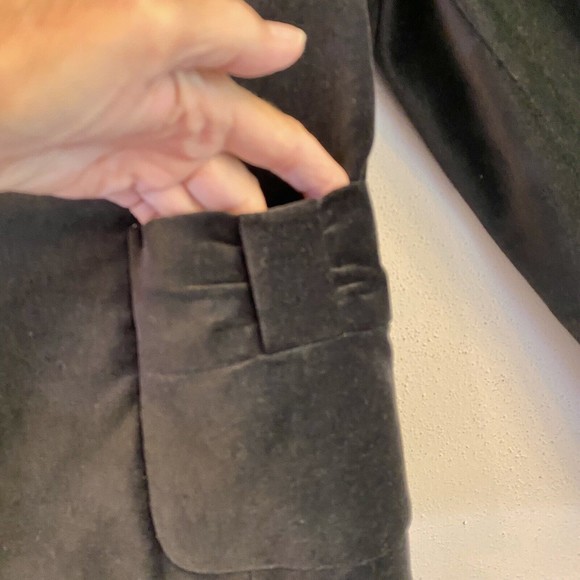 APOSTROPHE Luxury Is A State Of Mind Black Velvet Jacket Blazer Size 8 Petite - Picture 4 of 12